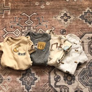 Carter’s T Shirt Onesies (set of 4)